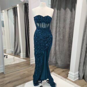 NWT Teal Corset Sequins Fitted Gown Size 00 Style 5363